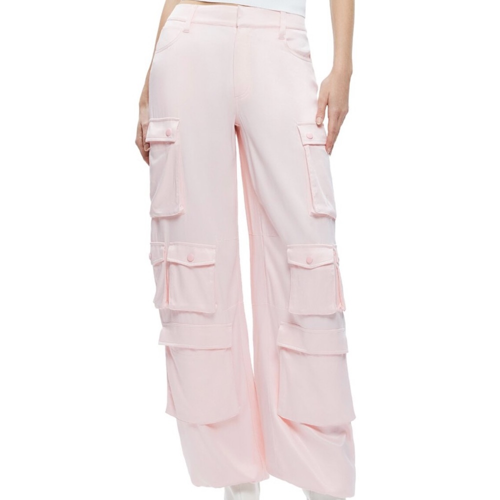 Alice + Olivia Olympia Mr Baggy Cargo Pant, size 2 in color “pink lace”